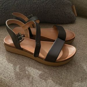 Rock & Candy Sandals